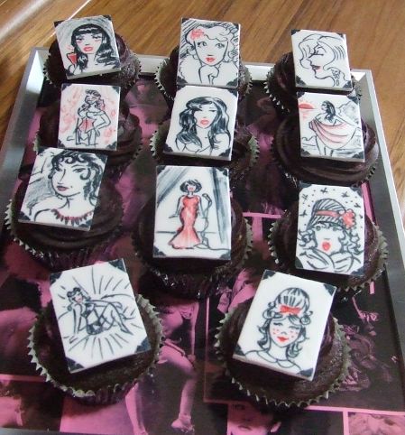 The full set of pin-up cupcakes.