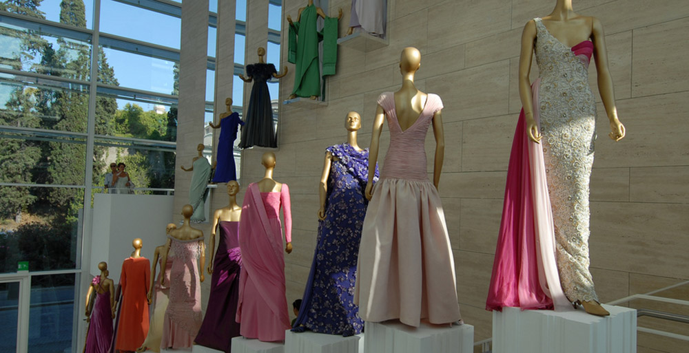 Valentino museum exhibit, image via Creative Commons courtesy of Emilio Labrador